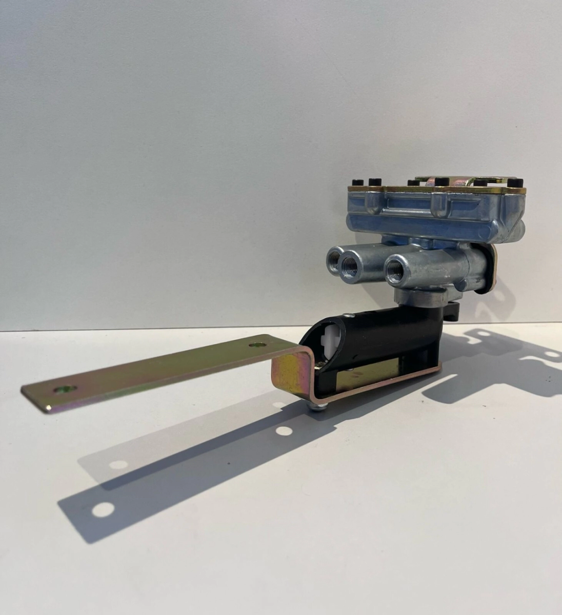 VALVULA SUSPENSION 113